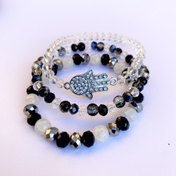 Elegantní černo stříbrný set náramků s třpytivou hamsa