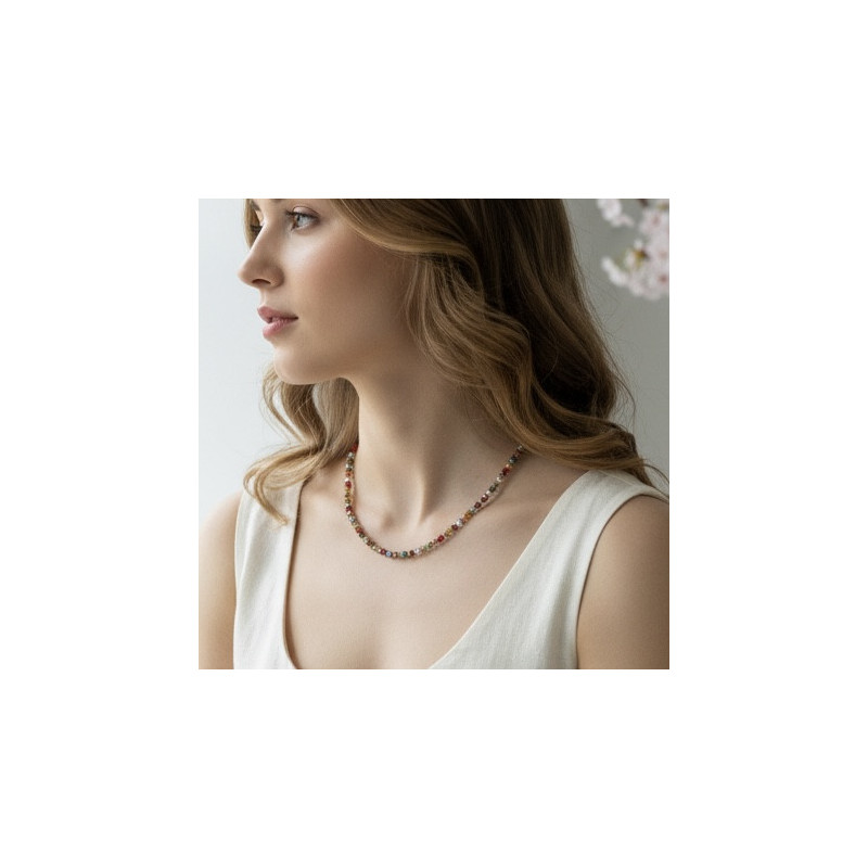 Elegantní třpytivý náhrdelník