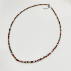 Elegantní třpytivý náhrdelník