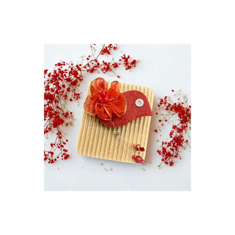 Zvířátková brož s kamínky – stylový šperk pro milovníky originality